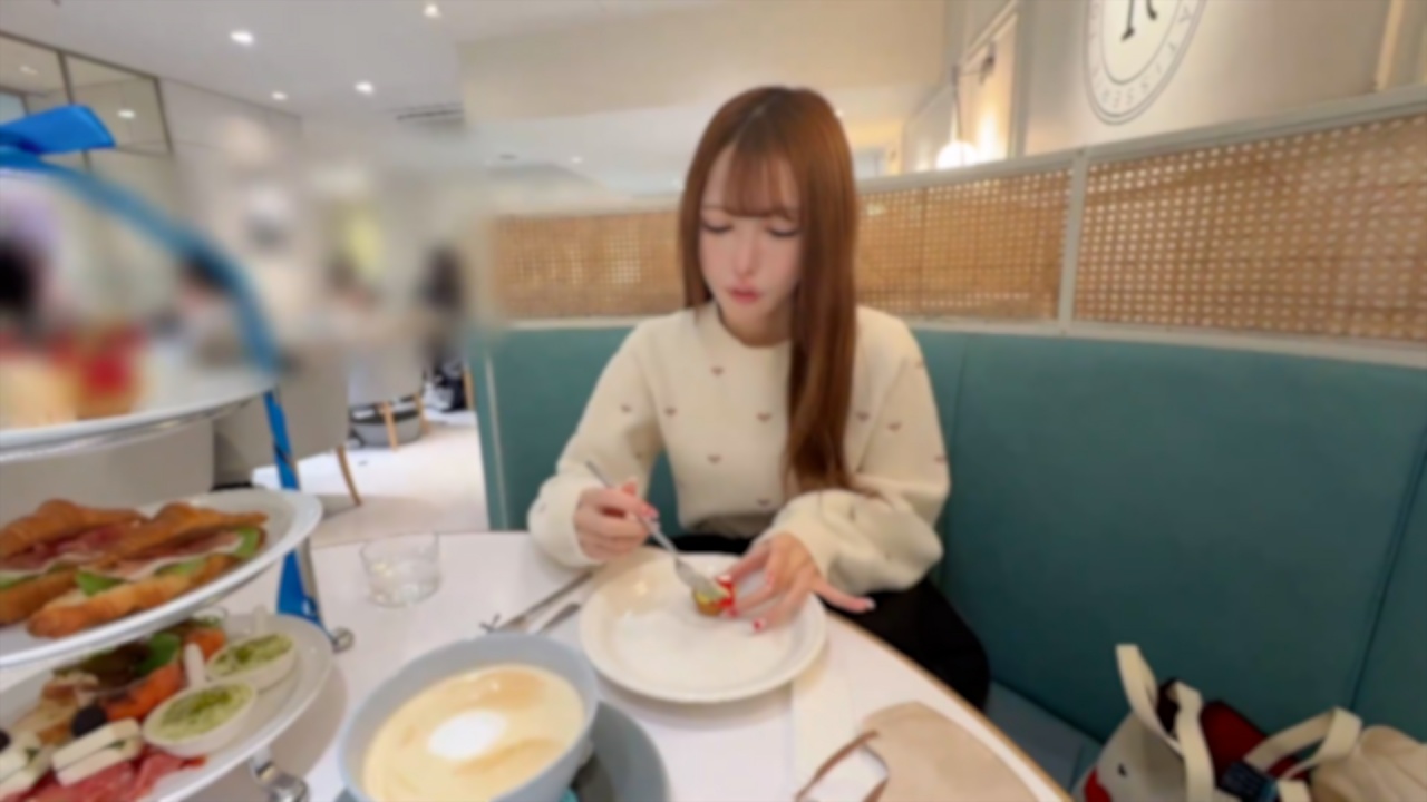 FC2-PPV 【暴露脸】在歌舞伎町工作。