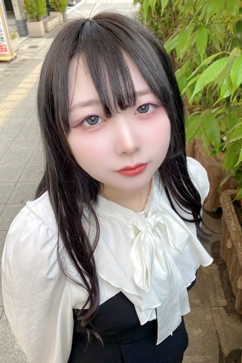 FC2-PPV 1./8 .さ. い ♡感度良好な色白F罩杯あ