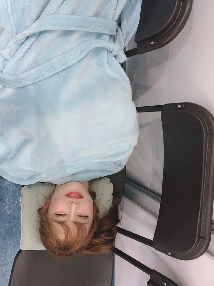 三上悠亚挥毫题写老司机