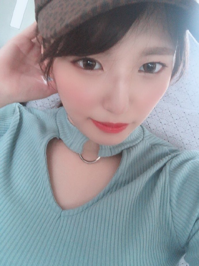 三上悠亚挥毫题写老司机