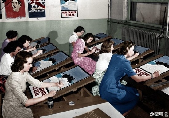 内涵图：惨不忍睹的贫乳大赛