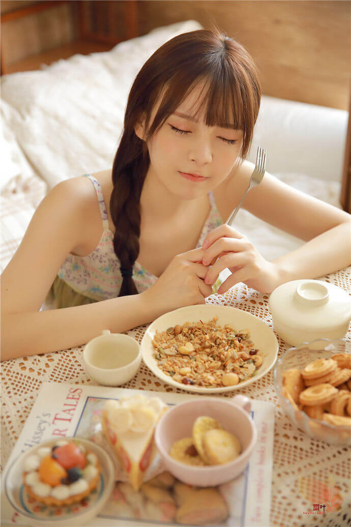 邻居小姐姐3.jpg