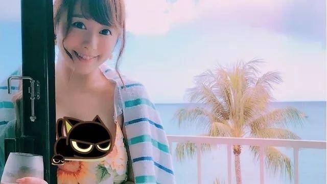 白石茉莉奈：业界母亲或许不光荣，但一定有光辉的一面
