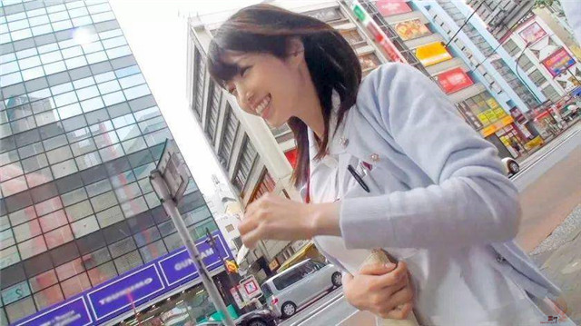 清城雪：、水蛇腰，写真女星下海的典范