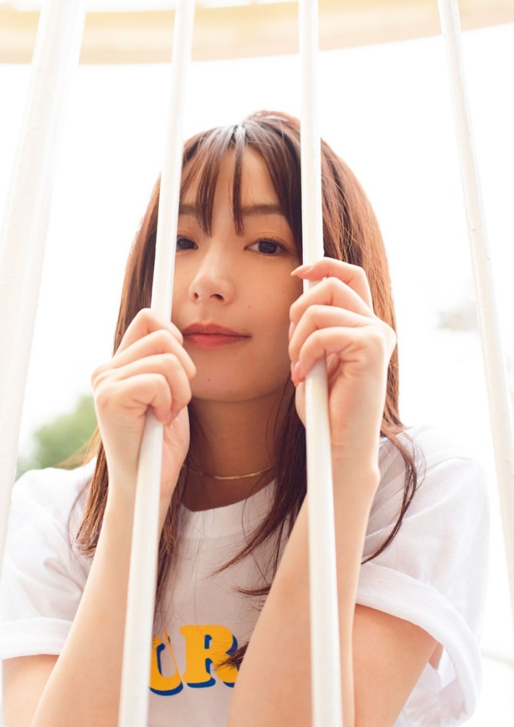 宇垣美里 Big Comic Spirits017