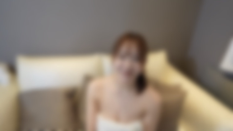 【影片】写真偶像《绫濑琴音》离婚后下海，但早已FC2先下马！