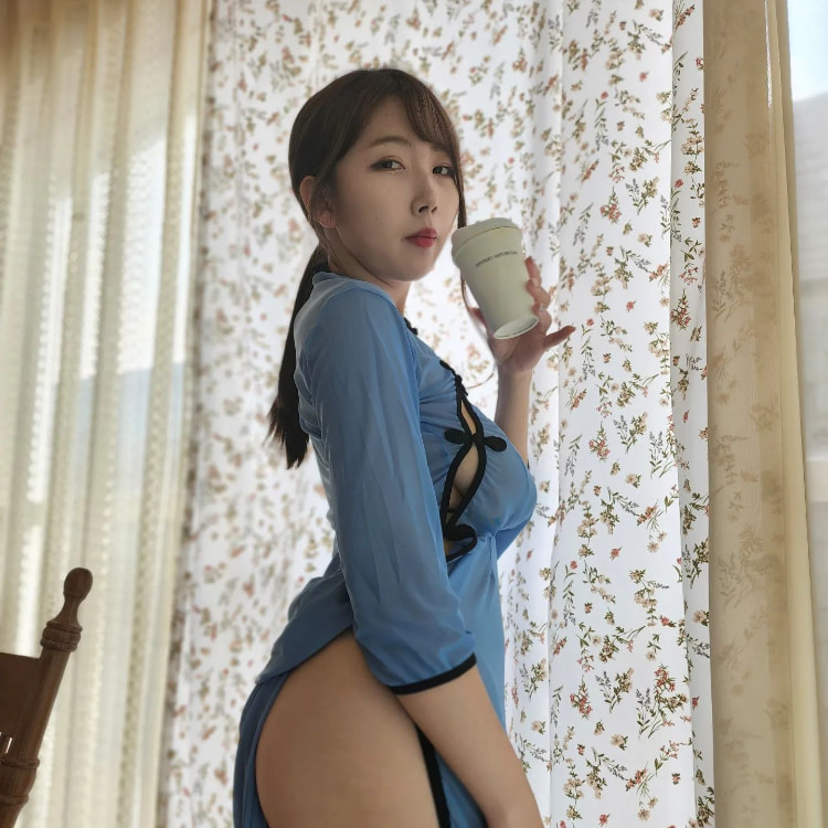 大到能放两粒！超巨泡菜妹《Velvet 7》汗幕蒸吃蛋用欧派夹碎飘奶香！