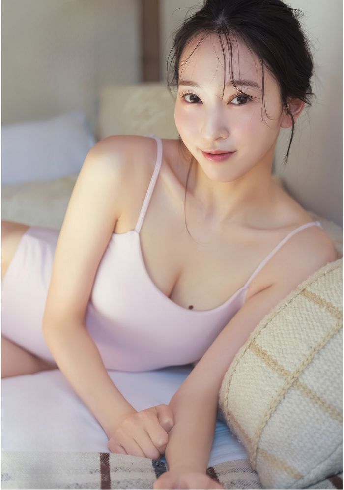 真胸有大痣《越智ゆらの》纤细身材搭长腿！无法忽视的美丽存在！封面