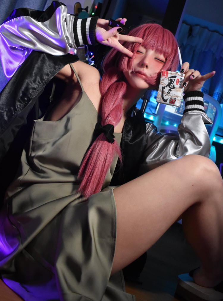 GokicdTWAAA7TDH (1).jfif