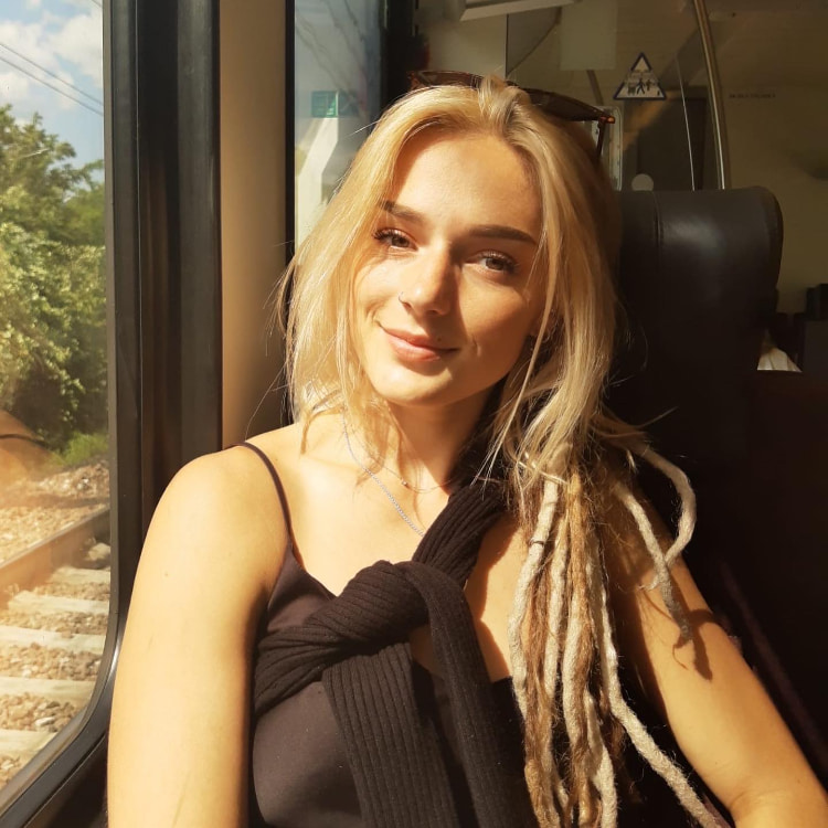 巴黎奥运美女《10位媲美模特运动员》！球类亚州出美女、田径欧美长腿超赞！