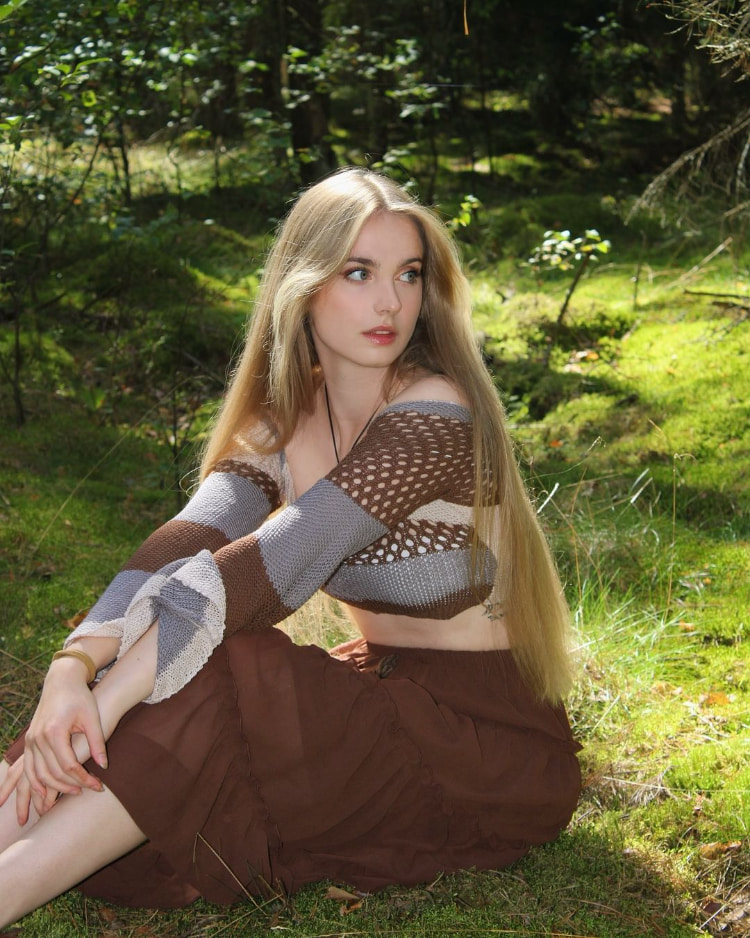 美到网友傻眼！宛如仙女转世的《Nimuena》角色扮演精灵简直本色演出！