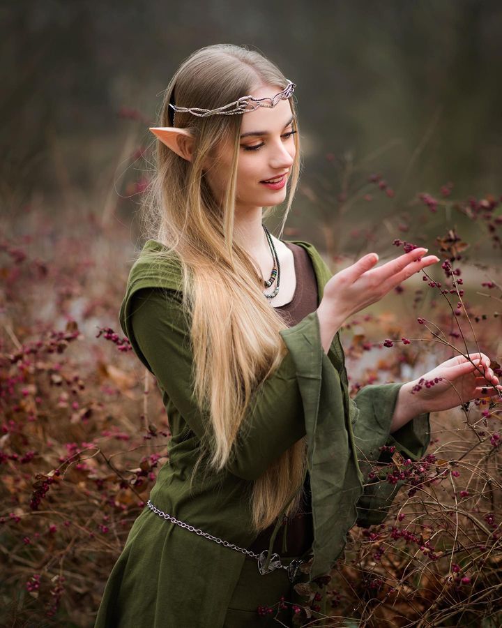 美到网友傻眼！宛如仙女转世的《Nimuena》角色扮演精灵简直本色演出！