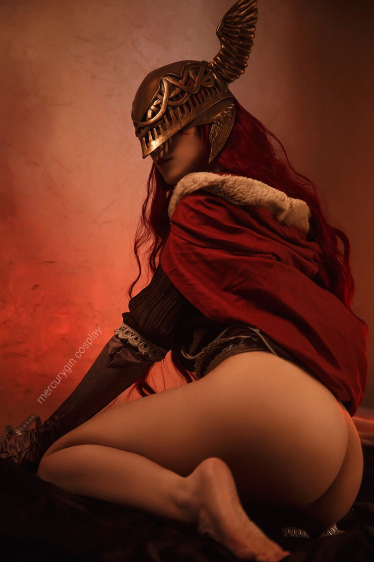 美女完美还原《艾尔登法环》玛莉卡、玛莲妮亚和梅琳娜！拍成电影超适合！