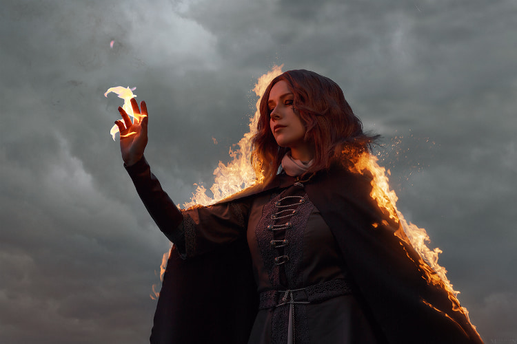 美女完美还原《艾尔登法环》玛莉卡、玛莲妮亚和梅琳娜！拍成电影超适合！