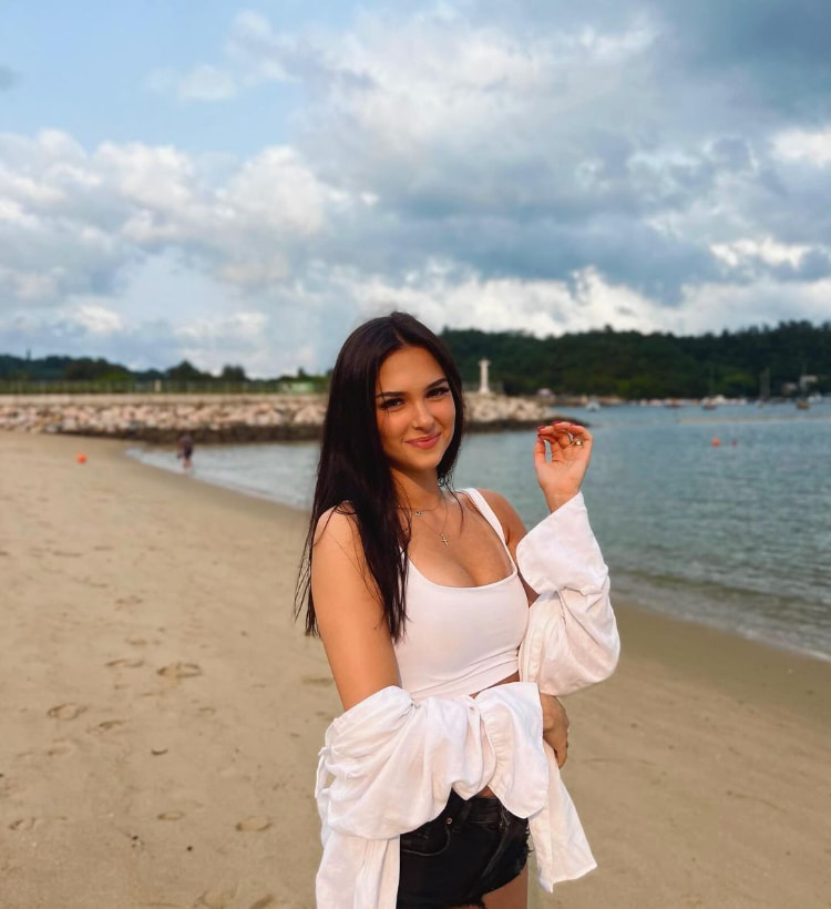 2024巴黎奥运《Luca Szucs》击剑场最辣美女！小组赛惜败但美貌绝对有金牌！