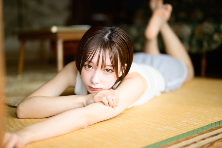 这个《钉崎野蔷薇》简直是本人！短发正妹《レイラ》自身也是气质满分！