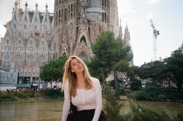 神造美体《Viktoriia Nadtochyi》饱满又有型！网友：几乎是世界上最好看人！