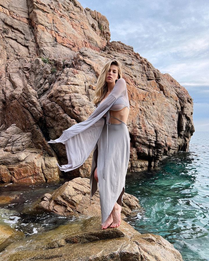 神造美体《Viktoriia Nadtochyi》饱满又有型！网友：几乎是世界上最好看人！