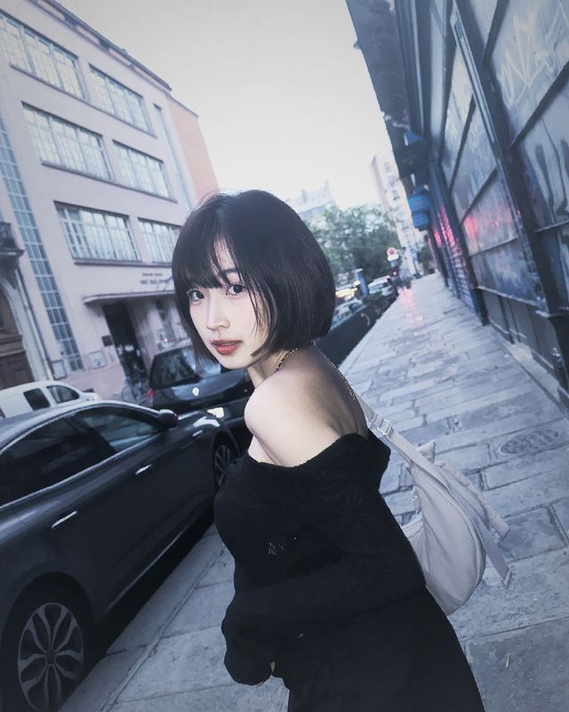 港妹神似林依晨！胸猛系YTR《嘉盈》短发搭嫩颜搭厚唇简直清纯无敌！
