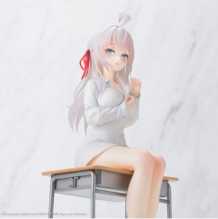 《不时轻声地以俄语遮羞的邻座艾莉同学》1/7「艾莉模型」娇羞白衣现场发福利！