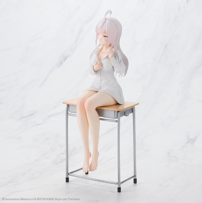 《不时轻声地以俄语遮羞的邻座艾莉同学》1/7「艾莉模型」娇羞白衣现场发福利！