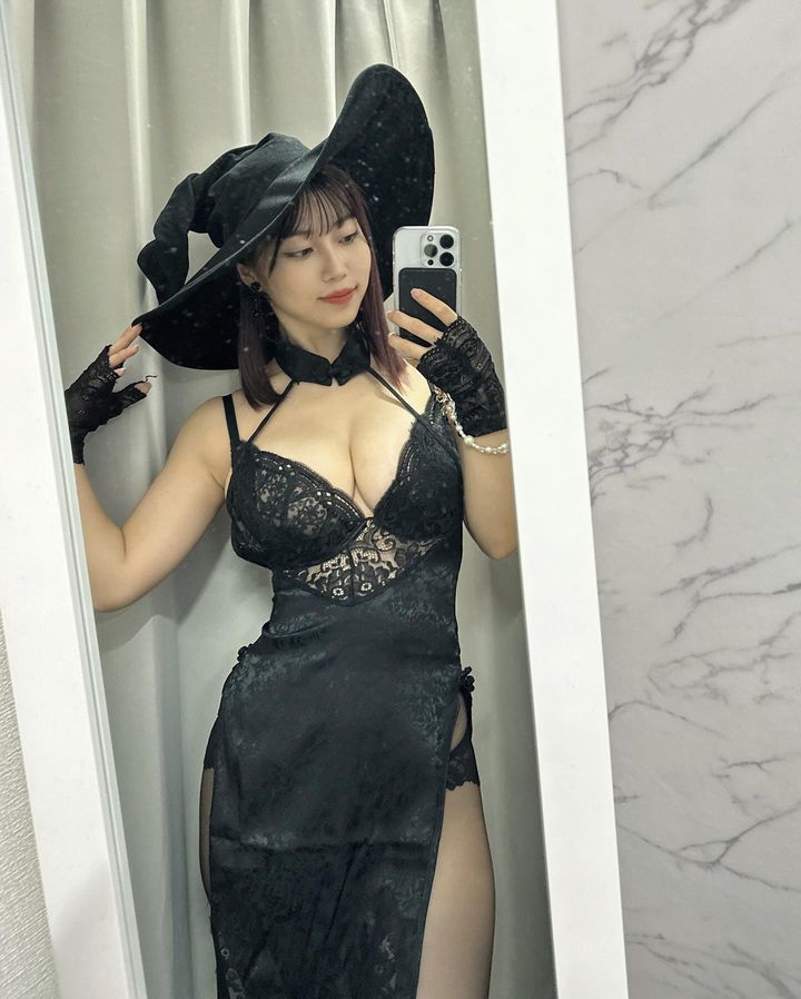 全新金发造型《伊织いお》瘦身有成飘星味！不变的是依旧胸猛！