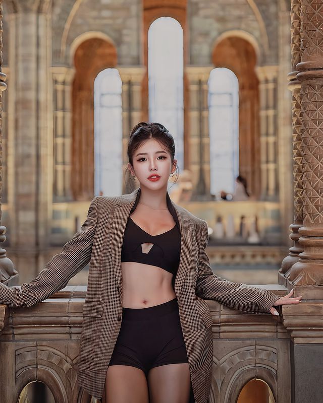 首位进军海外啦啦队队员《壮壮》用蜜桃臀征服全球！漂亮的应援女神是她！