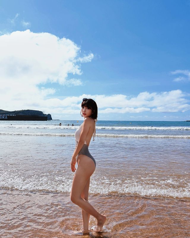 首位进军海外啦啦队队员《壮壮》用蜜桃臀征服全球！漂亮的应援女神是她！