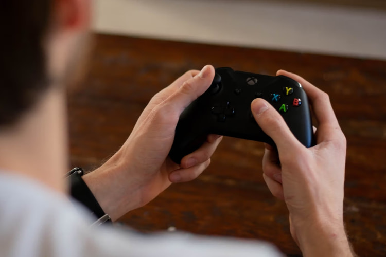 真英国调查《各游戏平台玩家智商排行榜》,手游平台玩家平均智商最低!