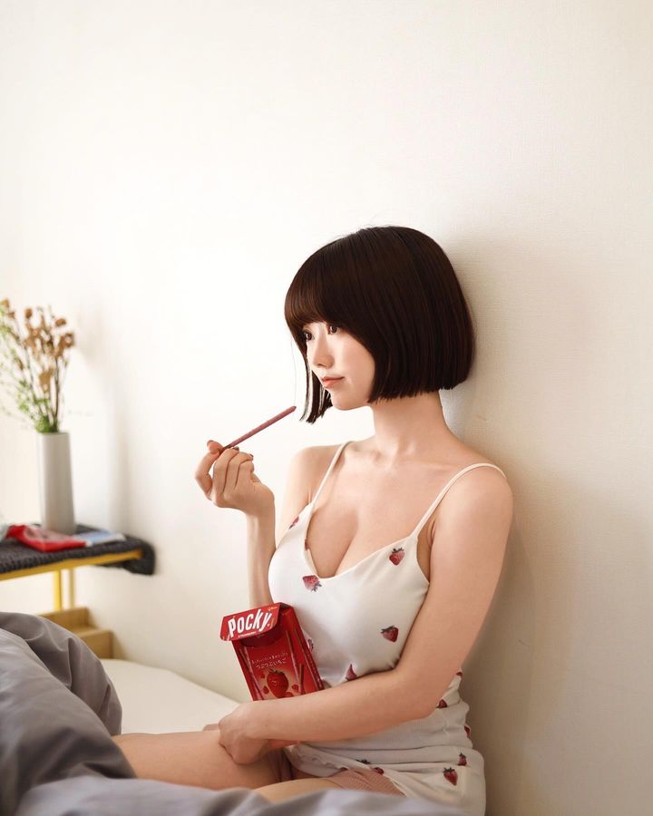 最完美的小个子《琴子kotokoto》细腰简直动漫人物？还是男士最爱的护理师！