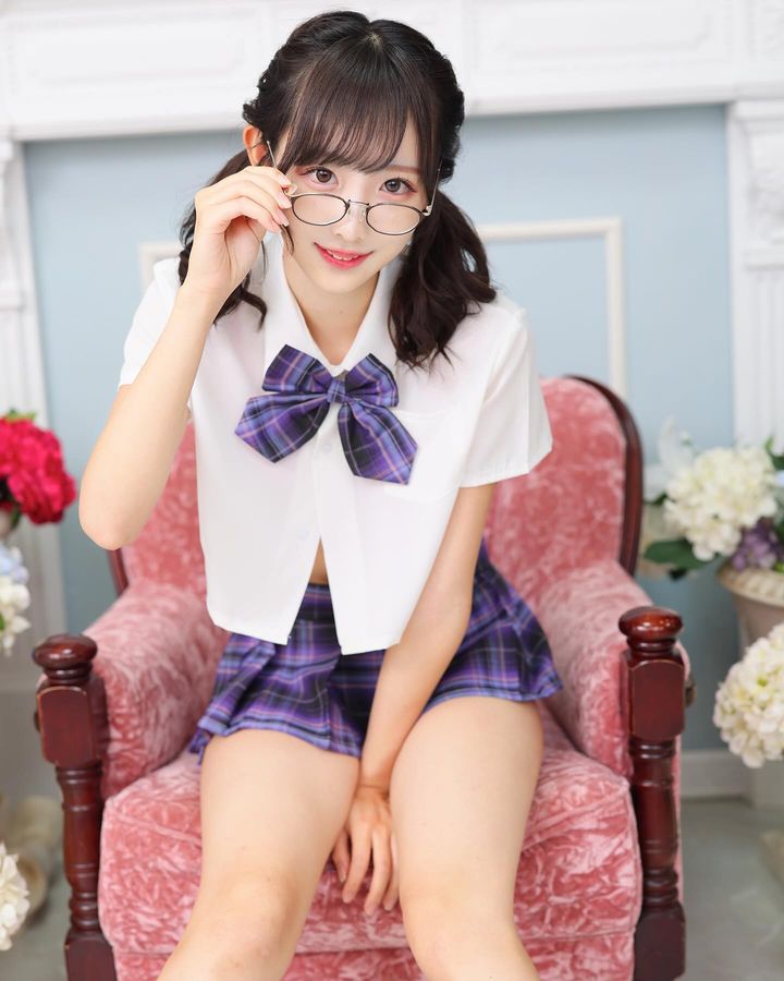 外貌超可爱《髙桥七瀬》竟是168公分高个子!还是位赛车女郎!