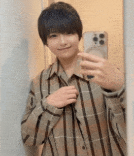 意外丰满的《中性可爱男孩原来是女子》开启粉丝内心另一扇门？超大杯展现反差！