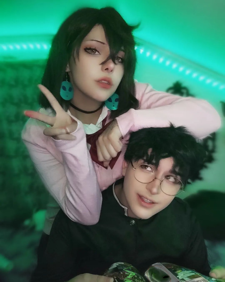 真实情侣Cos《胆大党》男女主角厄卡伦小桃！画面太白让人想叫高速婆婆过来！