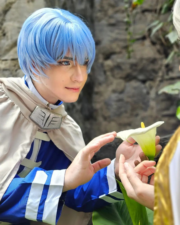 真实情侣Cos《胆大党》男女主角厄卡伦小桃！画面太白让人想叫高速婆婆过来！