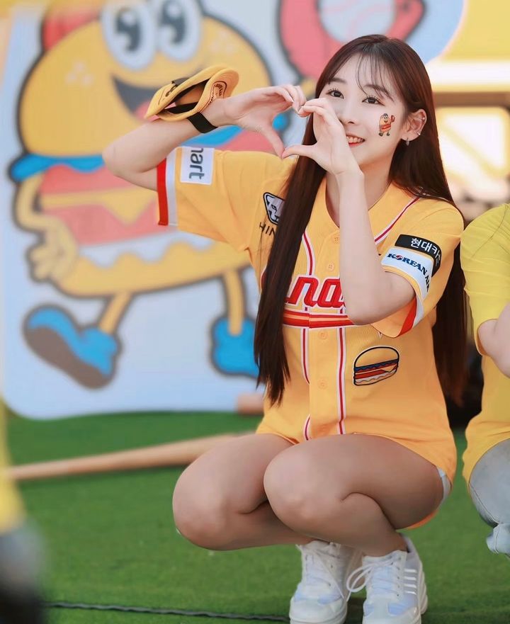 盘点韩国「四大金钗」啦啦队！朴宰令、金渡娥、裴垂铉、李妍珍赶紧IG追踪起来！