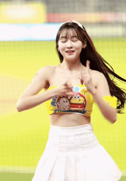 盘点韩国「四大金钗」啦啦队！朴宰令、金渡娥、裴垂铉、李妍珍赶紧IG追踪起来！