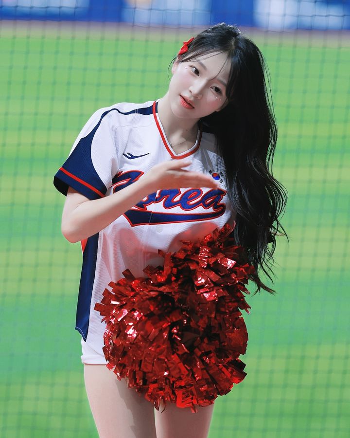 盘点韩国「四大金钗」啦啦队！朴宰令、金渡娥、裴垂铉、李妍珍赶紧IG追踪起来！