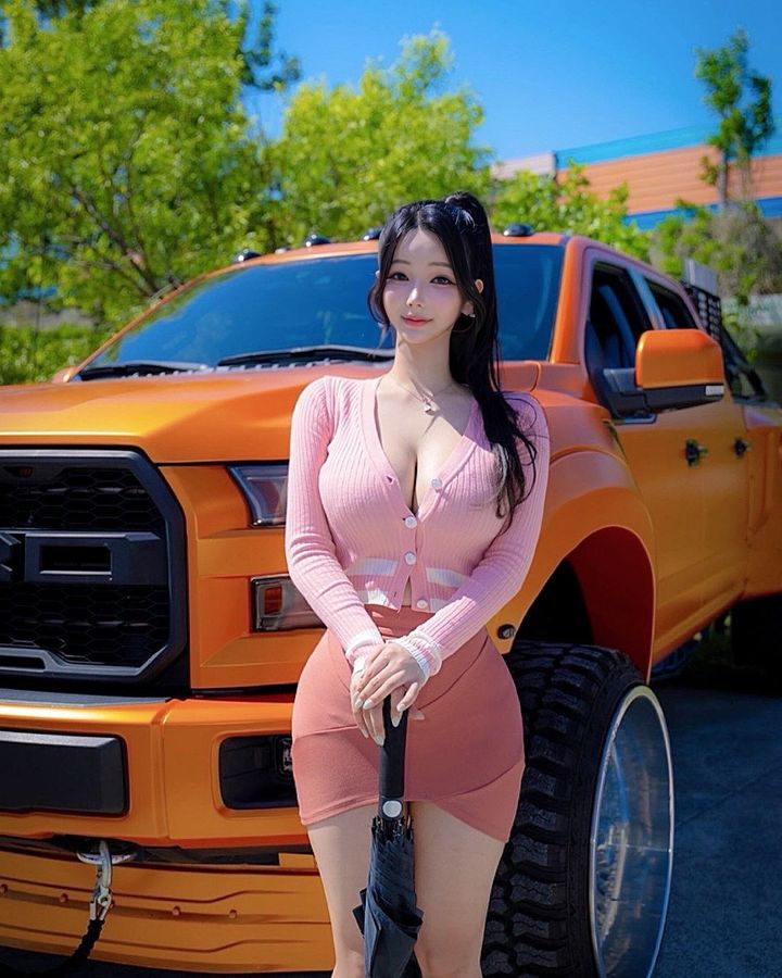 《剑星》伊芙新体模「Yoon Seolhwa」超赞身材不输申才恩!