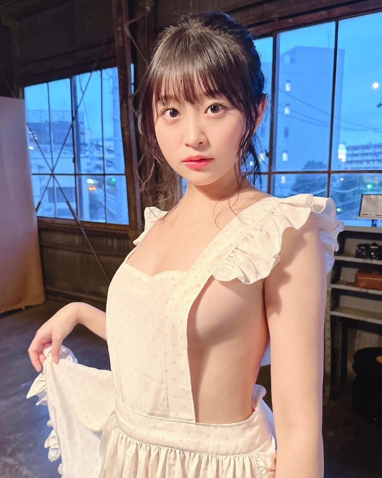 清新自然！摄影会常客《美月绚音》平易近人的火辣性感最对味！