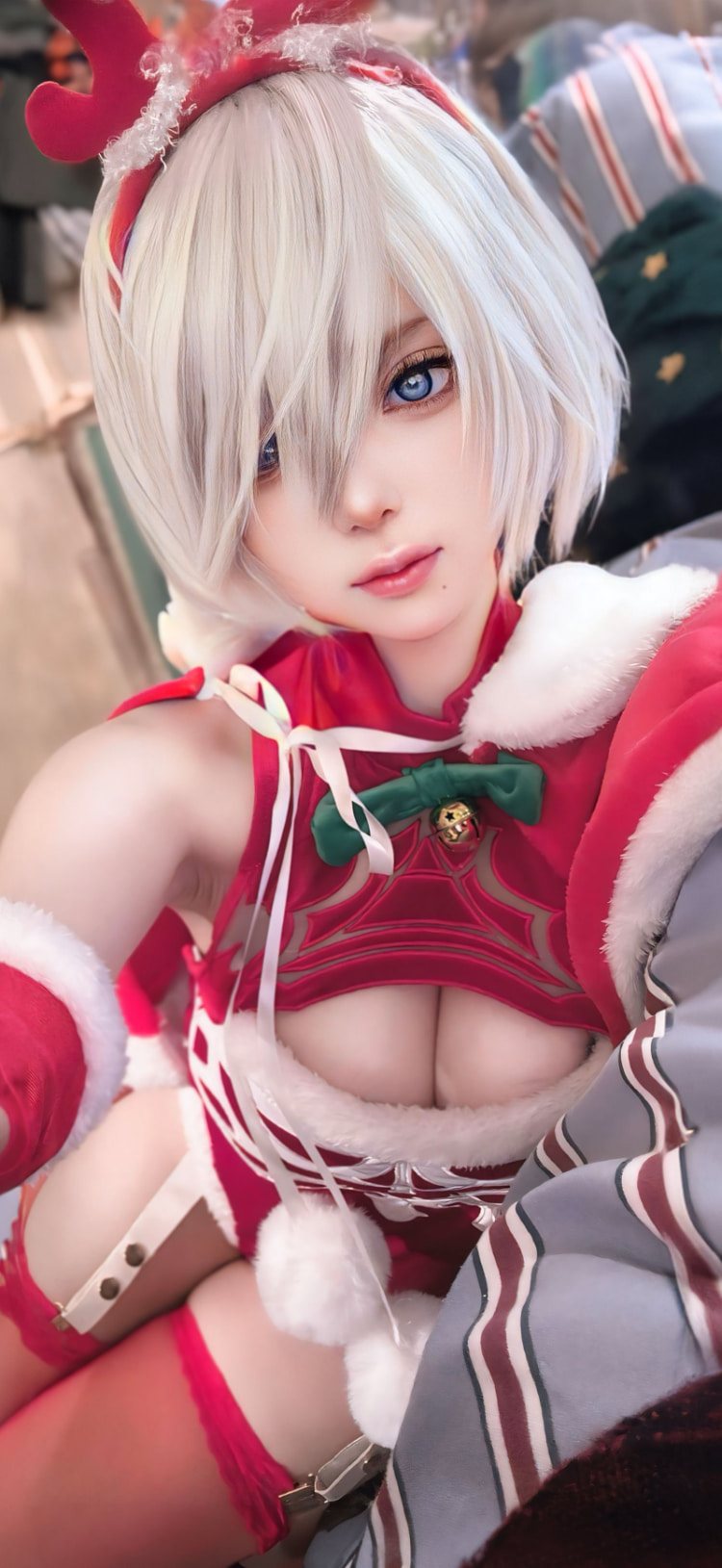 精致嫩颜Cos《プーpuutin》如人偶般BODY！最热爱经典角色「2B」美臀嫩胸！