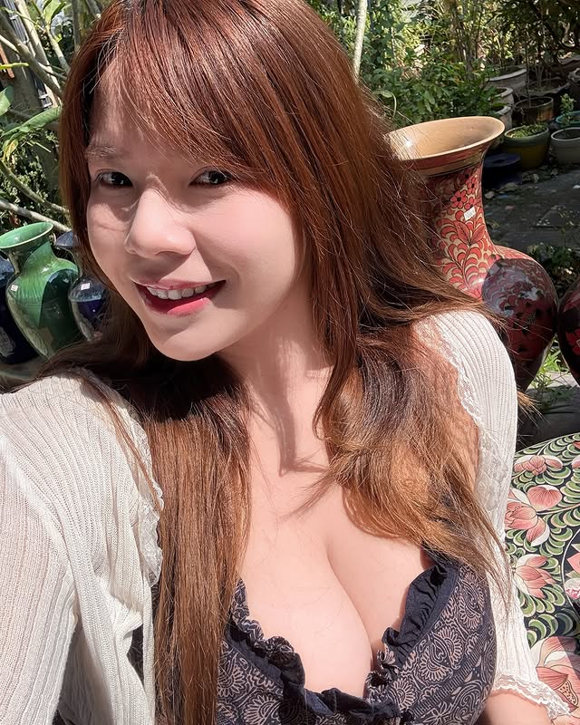 究极丰满《Varangkana Klapajon 佳姫》肉感甜美系！另类的丰腴魅力超有感！