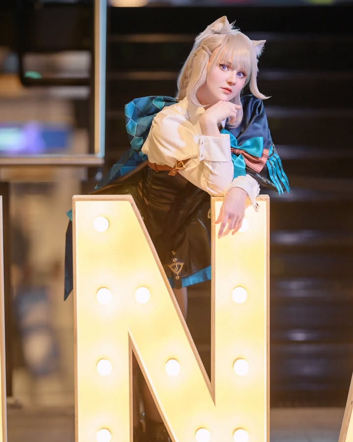 仙气不减！混血Coser《Kaddi》性感还原重现「巫师3」希里蒸桑拿！