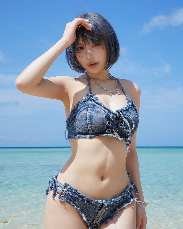 沙漏腰美女《HaLハル》接近AI的美貌超吸晴!欧派也是鲜嫩肉包香爆!