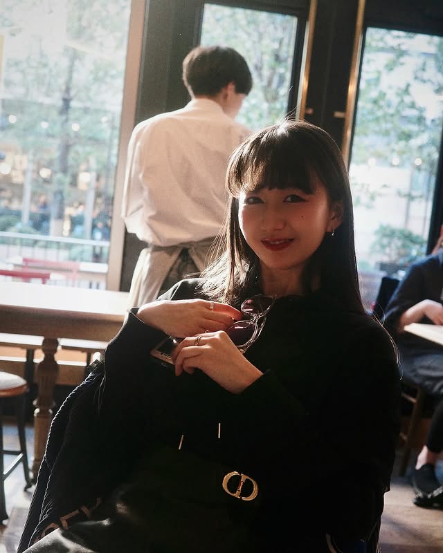 简单一个神情《木村光希还原木村拓哉》经典表情！网友笑回：果然是亲生的！