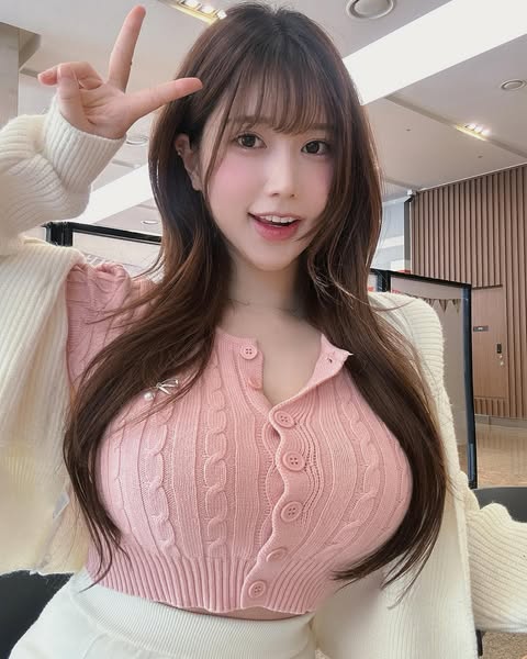 韩国美女《그릴래영 grilrae_0》明星脸搭纤细腰身越看越可口!