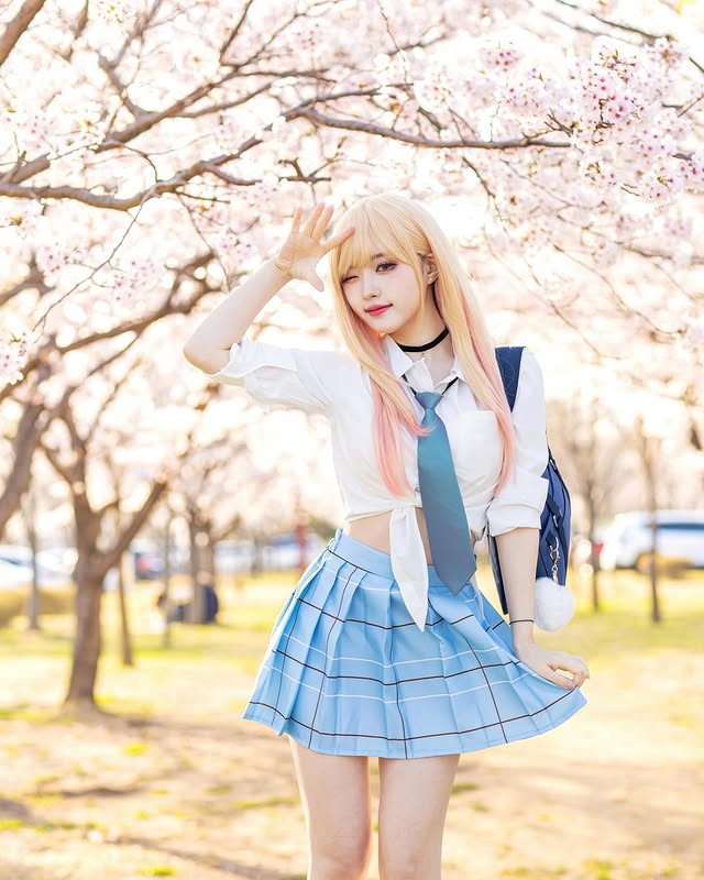 纤细的精灵模特《홍지은》闪耀在展场的美女！有着不输演员的颜值！