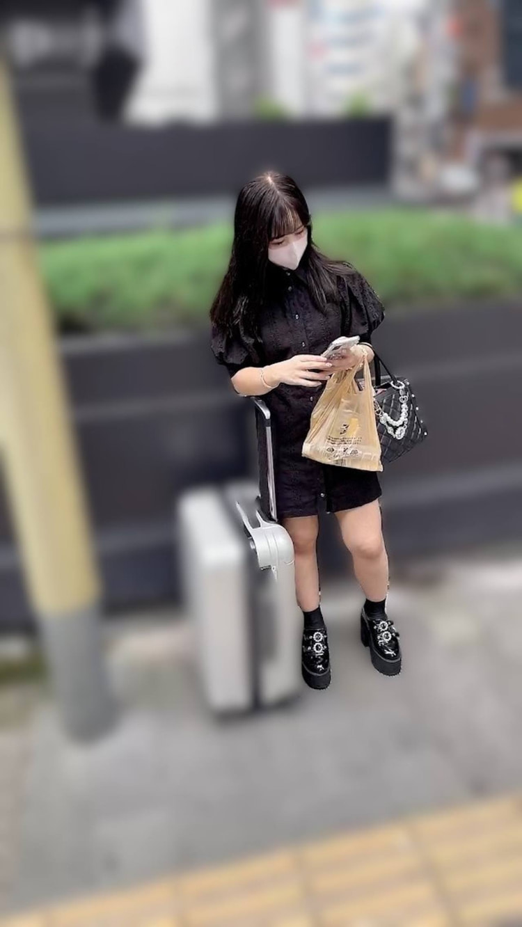 美しい瞳のハーフ美女