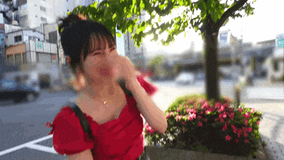 演技派超可爱剧团成员 23 岁