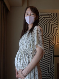18岁怀孕7个月超美主妇