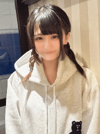 【無】色白黒髪清楚１８歳のるなちゃん♡